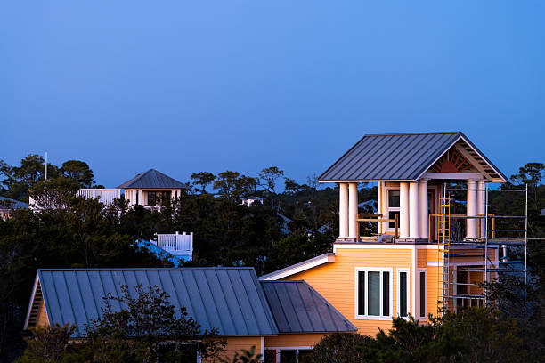 Highlighting the efforts of a construction and remodeling company.